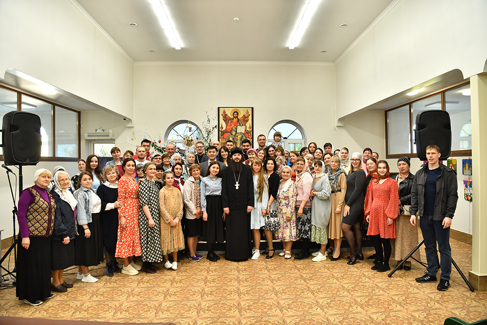 В Костанайской епархии прошел праздничный концерт, посвященный православному женскому дню. 